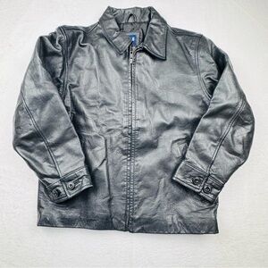 GAP Kids 100% Leather Bomber Jacket. Size M (7-8) Front zip, pockets. Black.